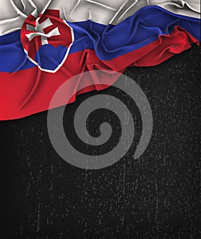 Slovenská vlajka Vintage na černé tabuli Grunge