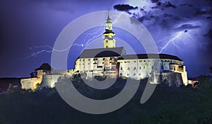 Slovensko, Nitra hrad v noci