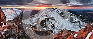 Slovensko Tatry - Zimní horské panorama