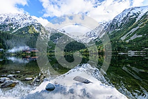 Slovakian carpathian mountain lake in autumn. popradske pleso