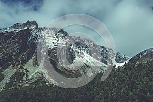 Slovakian carpathian mountains in autumn. green hills with tops