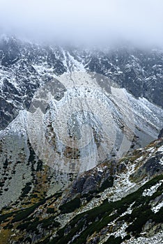 Slovakian carpathian mountains in autumn. rock textures on walls