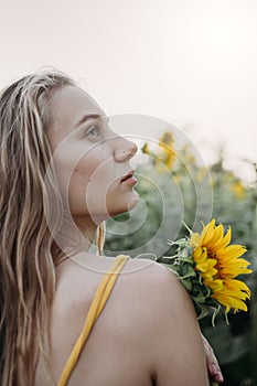 Slow living, digital detox, happiness is in small things concept. Lifestyle portrait of beautiful girl who enjoys nature