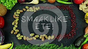Smaaklike ete Afrikaans fruit stop motion, in English Bon appetit