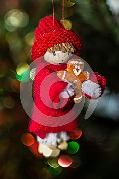 Piccolo cucciolo di lupo cartello albero di natale 