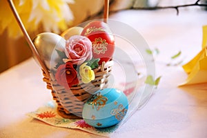 Small basket with Easter eggs