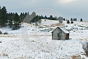 Small cabin sits on the hillside