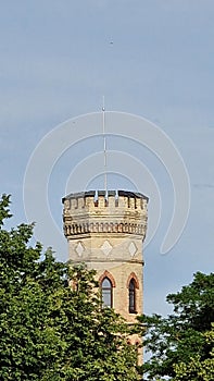 Small castle with small antenna