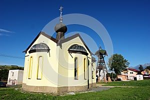 Malý kostel v obci Lubica.