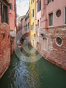 Piccolo un accogliente un ristorante, 