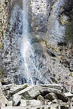 The small Dragon Waterfall