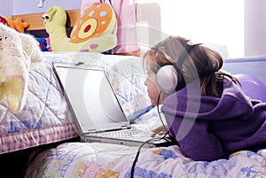 Small girl and computer