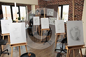 Small group art classes