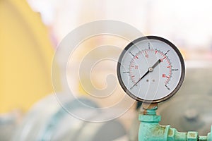 Small Manometer, round Industrial Thermometer Red digits A dial on zero DOF