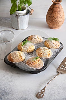 Small muffins with lemon and basil