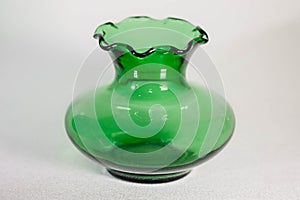 Small round Kelly green flower vase