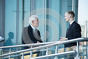 Small talk outside the business centre