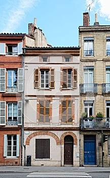 Small Toulouse Houses