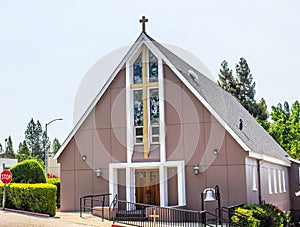 Malé kostel budova 