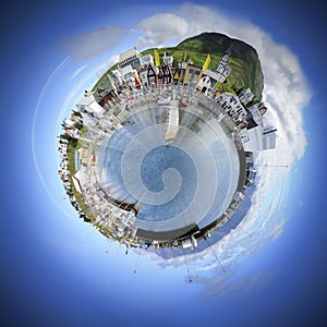 Small world sphere