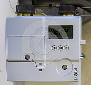 Smart gas meter with WAN and home area network connection