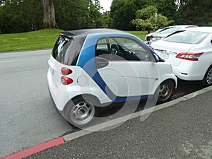 Smart green car finds parking photo