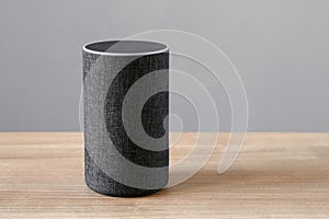 Smart speaker virtual assistant for smart home photo