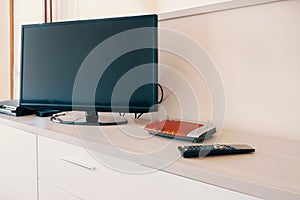 Smart tv connected to internet modem network