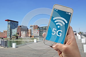 Smartphone and cube with internet broadband standard 5G