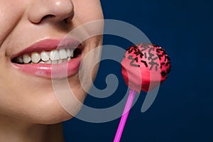 Smile girl with red cakepops