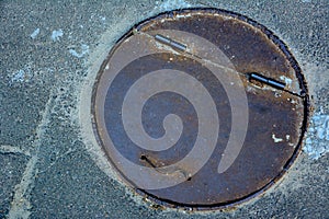 Smiley sewer hatch