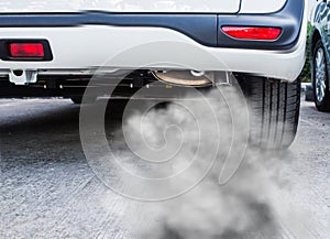 Smoke exhaust pipe car