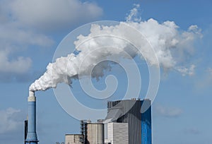 Smoke pollution of a power plant in holland