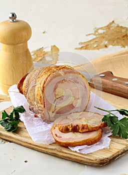 Smoked chicken delicious roulade