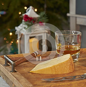 Smoked Gouda Cheese, Cigars and Whisky at Christmas Time