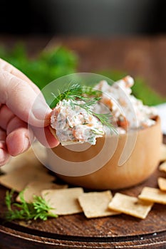 Smoked salmon and cream cheese dip with crackers