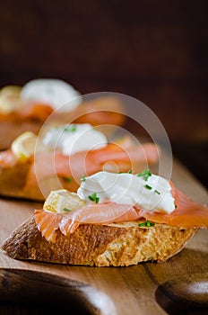 Smoked salmon slices