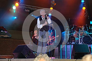 Smooth: Dennis DeYoung in Blue Ash