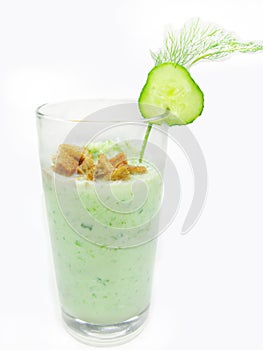 Smoothie cucmber vegetable cocktail