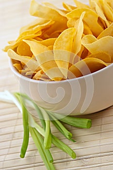 Praskanie zemiakov čipy 