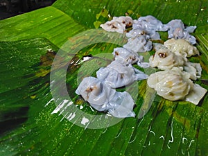 Snack made of flour by steaming, then put the filling is sweet t