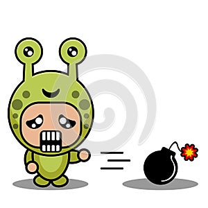 Snail animal mascot costume throwing bombs