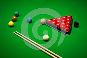 Snooker balls set photo