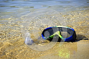 Snorkel on the beach