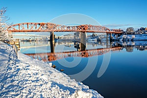 Snow and Broadway Bridge