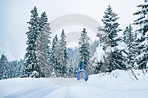 Snow chain sign street