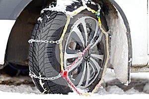 Snow chains