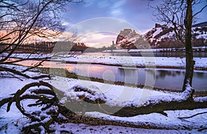 Snow Covered Devin Castle ar Sunrise