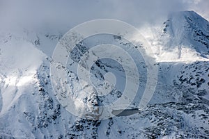 Zasněžené turistické stezky na slovensku Tatry