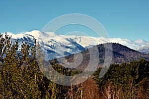 Snow driven by the wind at the summit of Mount Washington